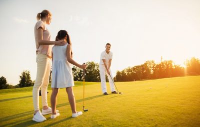 Learn How to Play Golf the Right Way